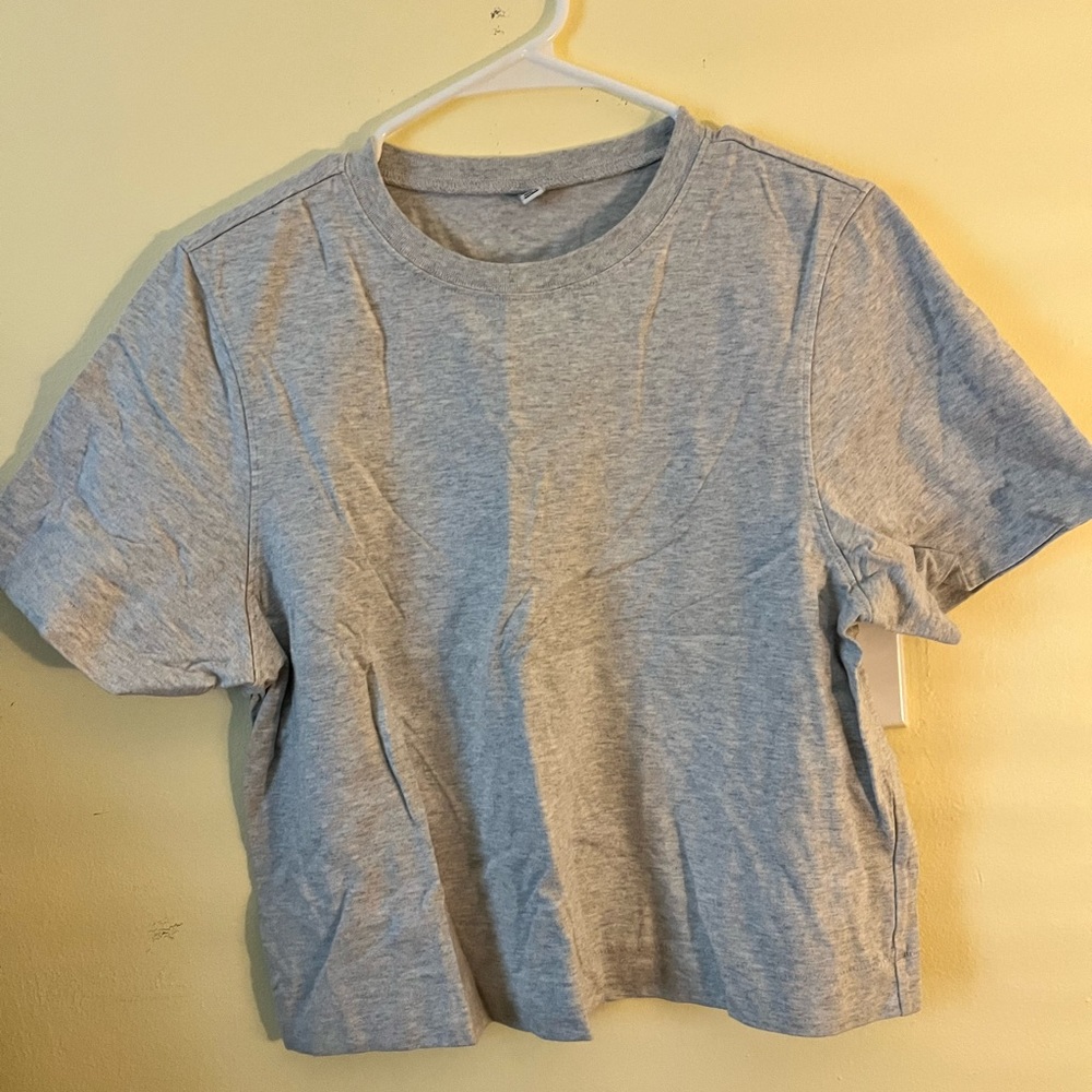 Cropped T
